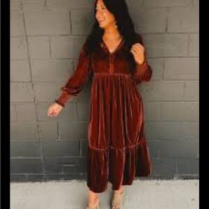 Tiered Velvet Maxi Dress in Rust for Women